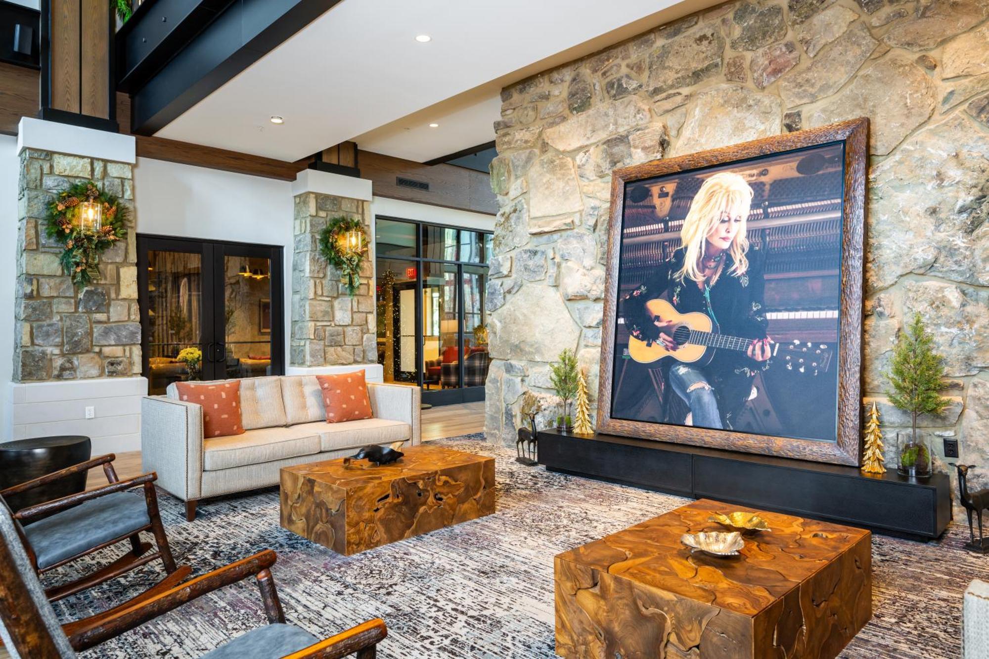 Dollywood'S Heartsong Lodge & Resort Pigeon Forge Exterior photo