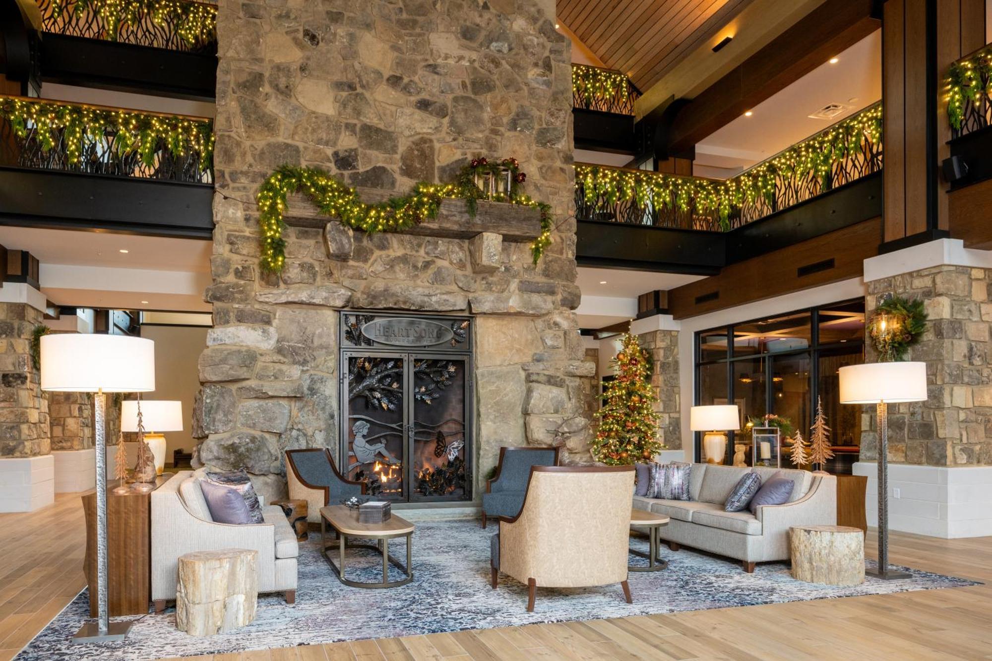 Dollywood'S Heartsong Lodge & Resort Pigeon Forge Exterior photo